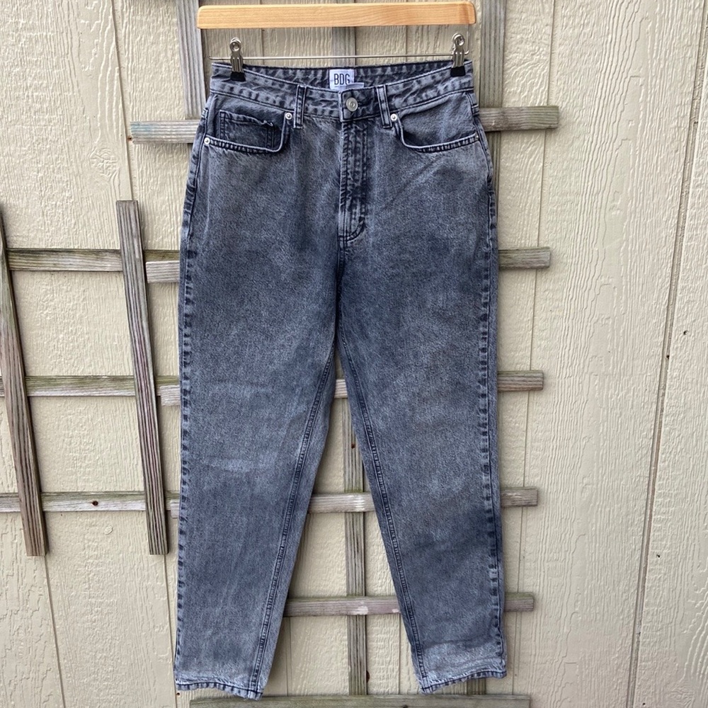 BDG by Urban Outfitters mom high rise